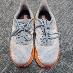 Hoka Clifton 8 size 7.5